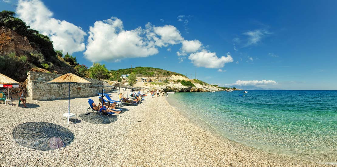 makris gialos beach